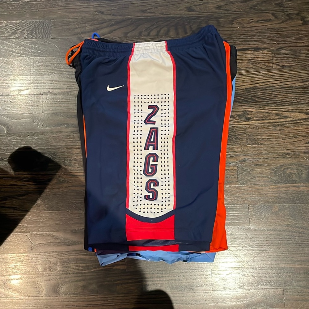 Vintage Air Jordan Nike Gonzaga Bulldogs Basketball Shorts